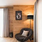 Apart Otel Almrausch *