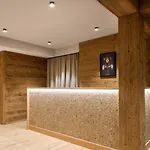 Almrausch Apart Otel *
