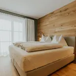 Almrausch Lech am Arlberg
