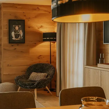 Almrausch Lech am Arlberg