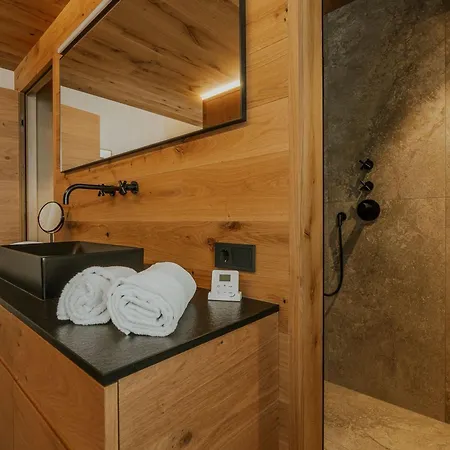 Almrausch Aparthotel *